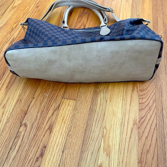 Weekend bag - Picture 2 of 2